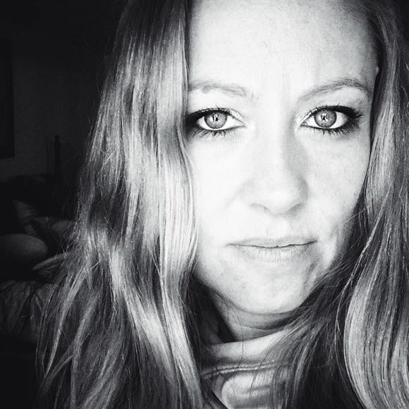 Meet your Posher, Jennifer - Picture 1 of 1